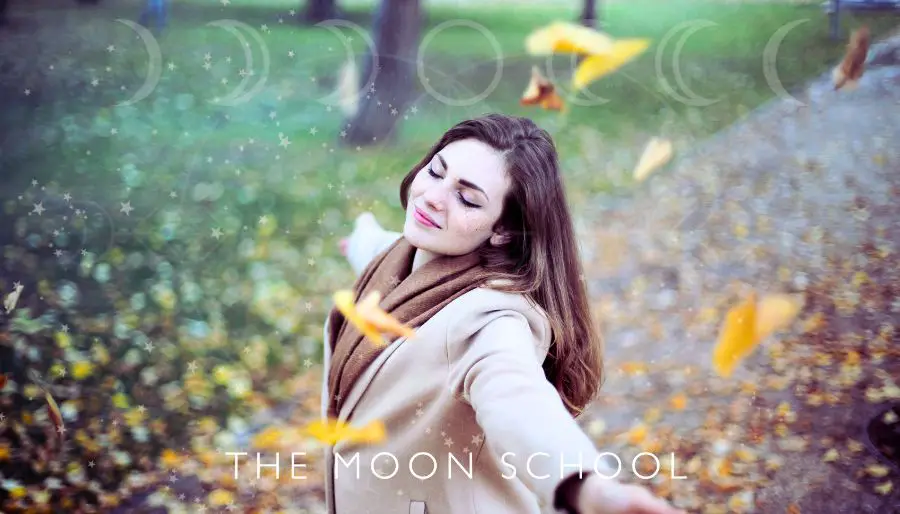 The 4 Female Archetypes of the Moon (+ how to work with them)