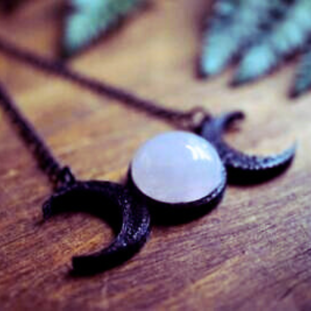 Necklace of triple Moon symbol with Moonstone