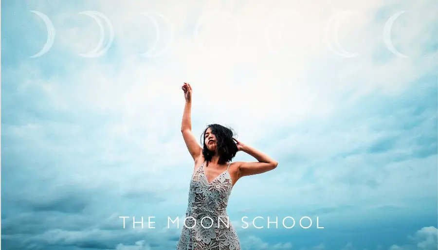 Tips for Working With Your White Moon Cycle (what does it mean to bleed at the new Moon?)