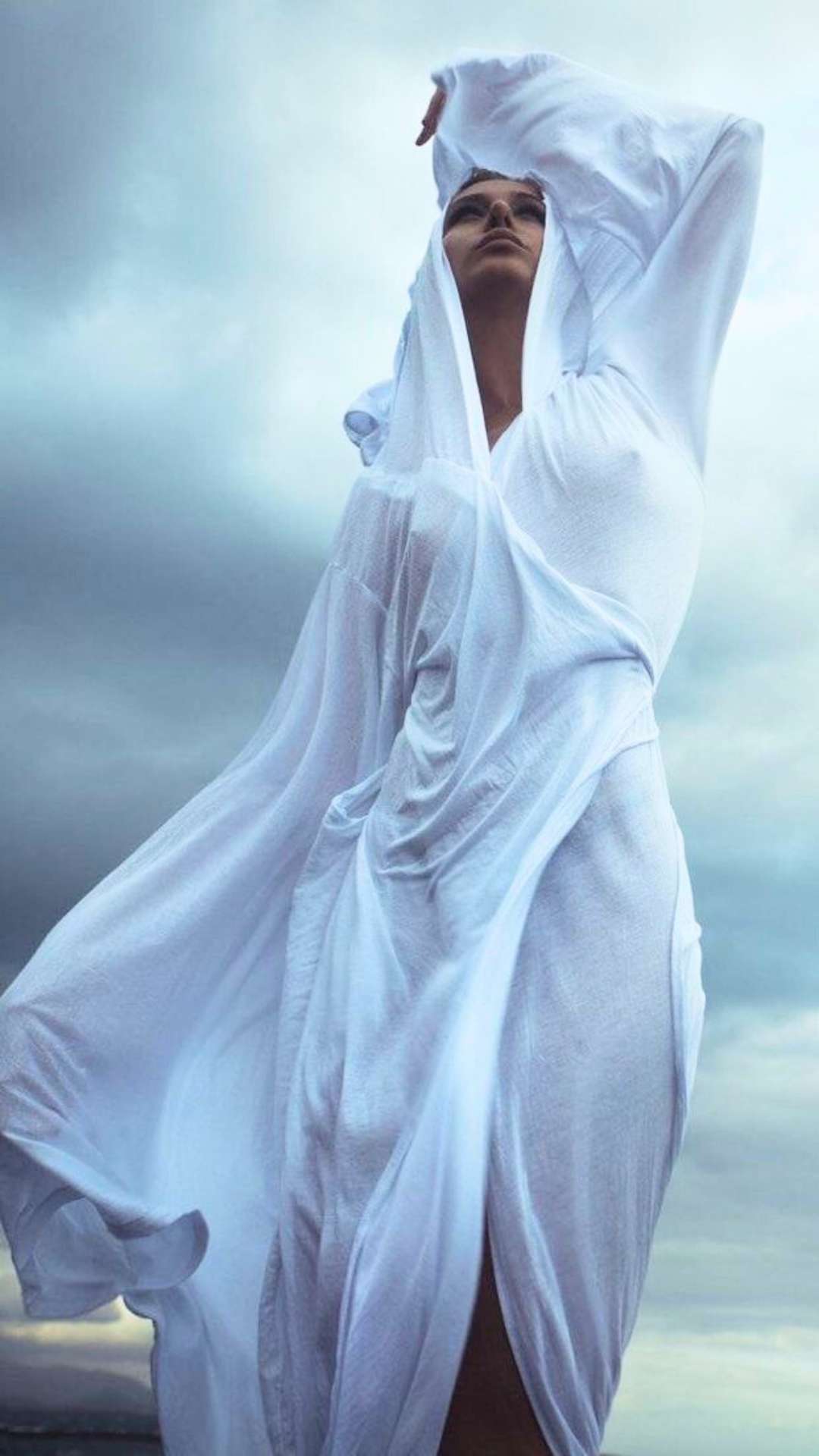 Mystic archetype woman style