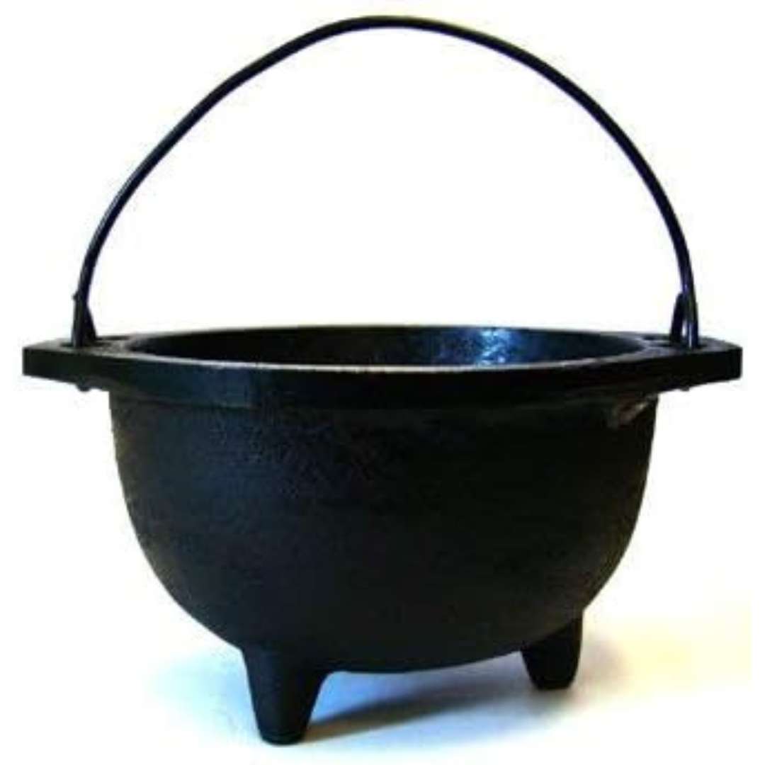 6 inch cast iron cauldron kitchen witch accessory