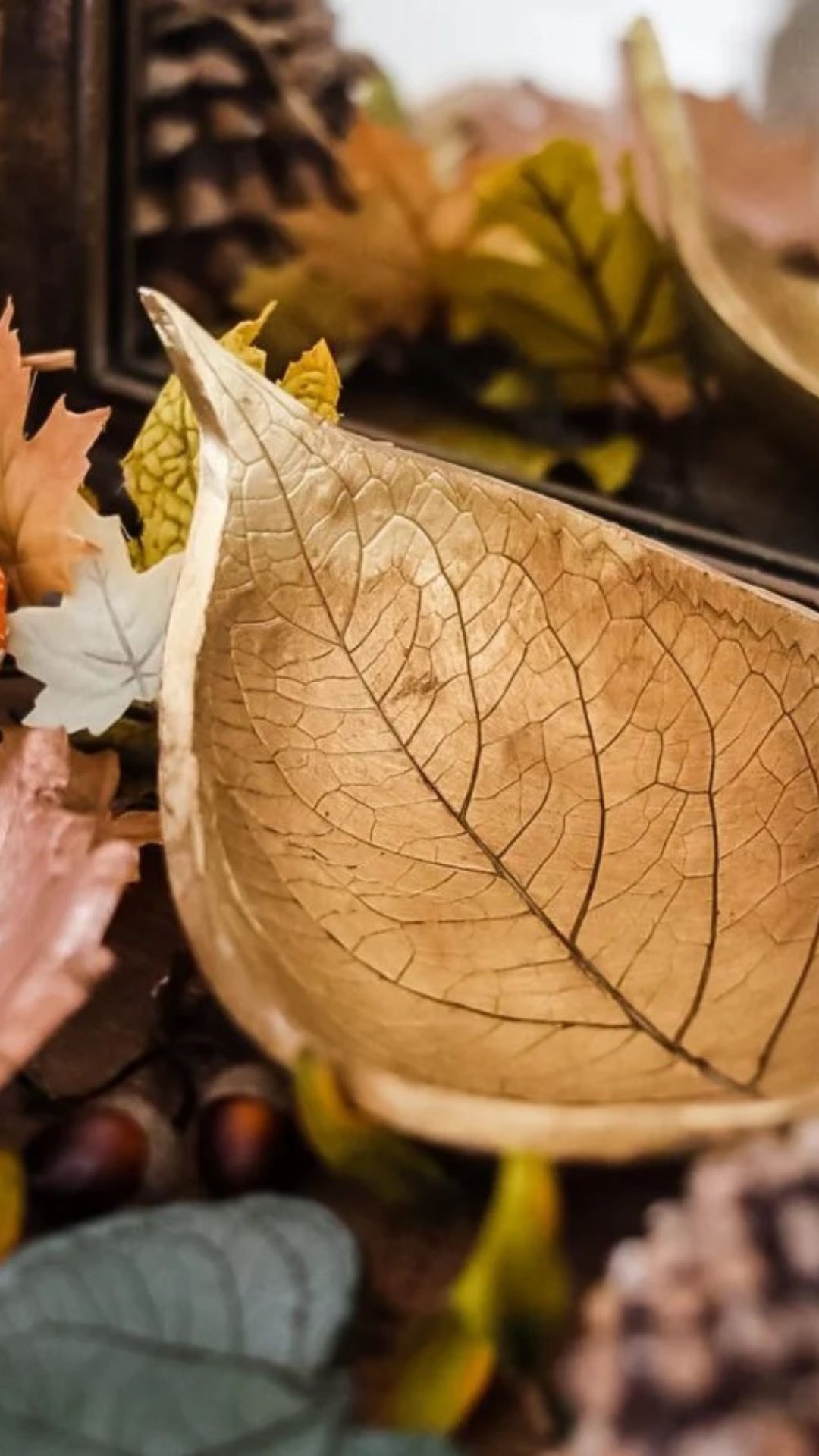 DIY air dryed clay Golden leaf bowl for spiritual offerings witchy craft idea for spring