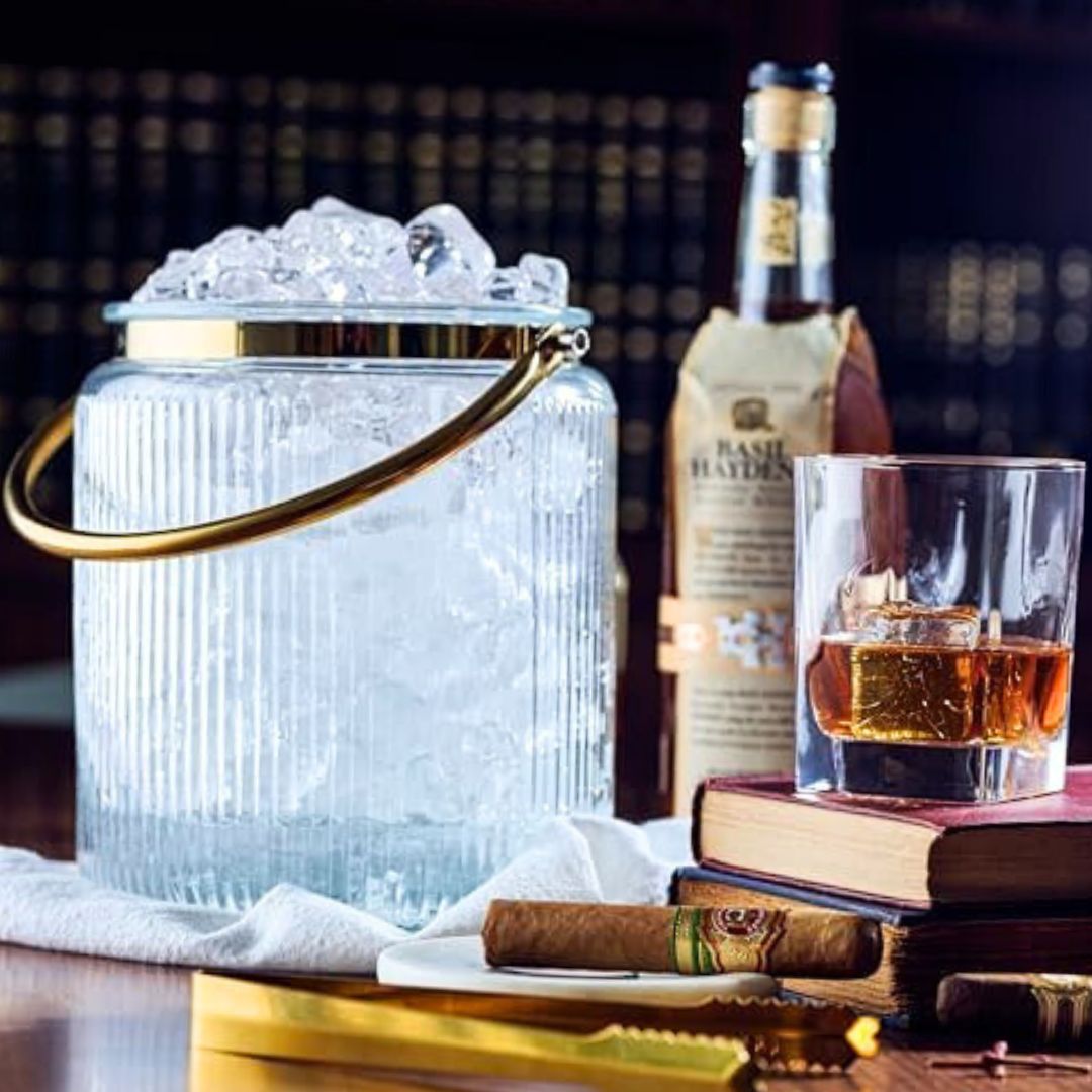 Glamorous witchy dinner part accessory gold and glass ice bucket Glamorous witchy dinner part accessory gold and glass ice bucket